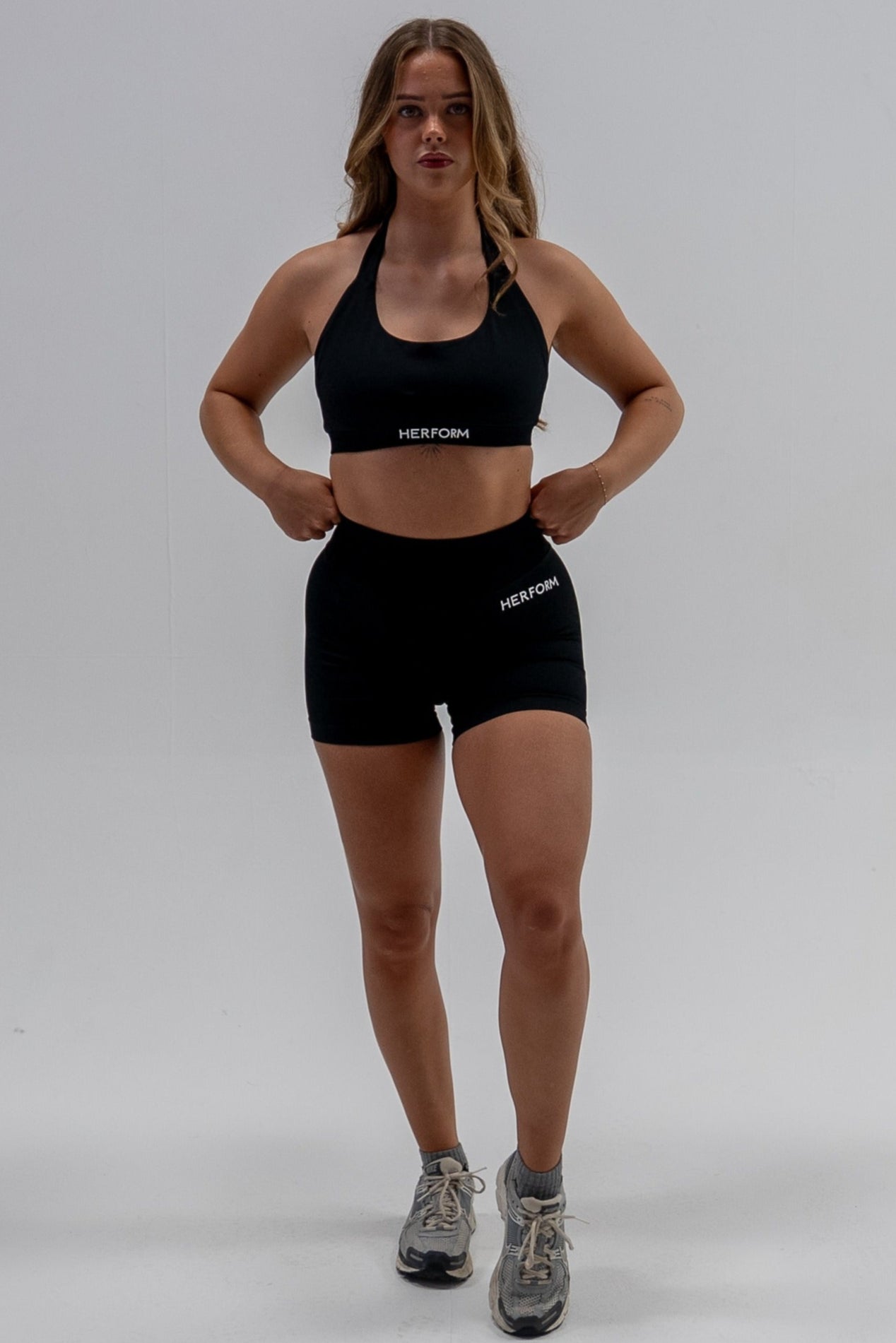 Signature Shorts - Black